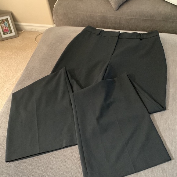 jMichaels Ladies dress pants - Picture 5 of 7